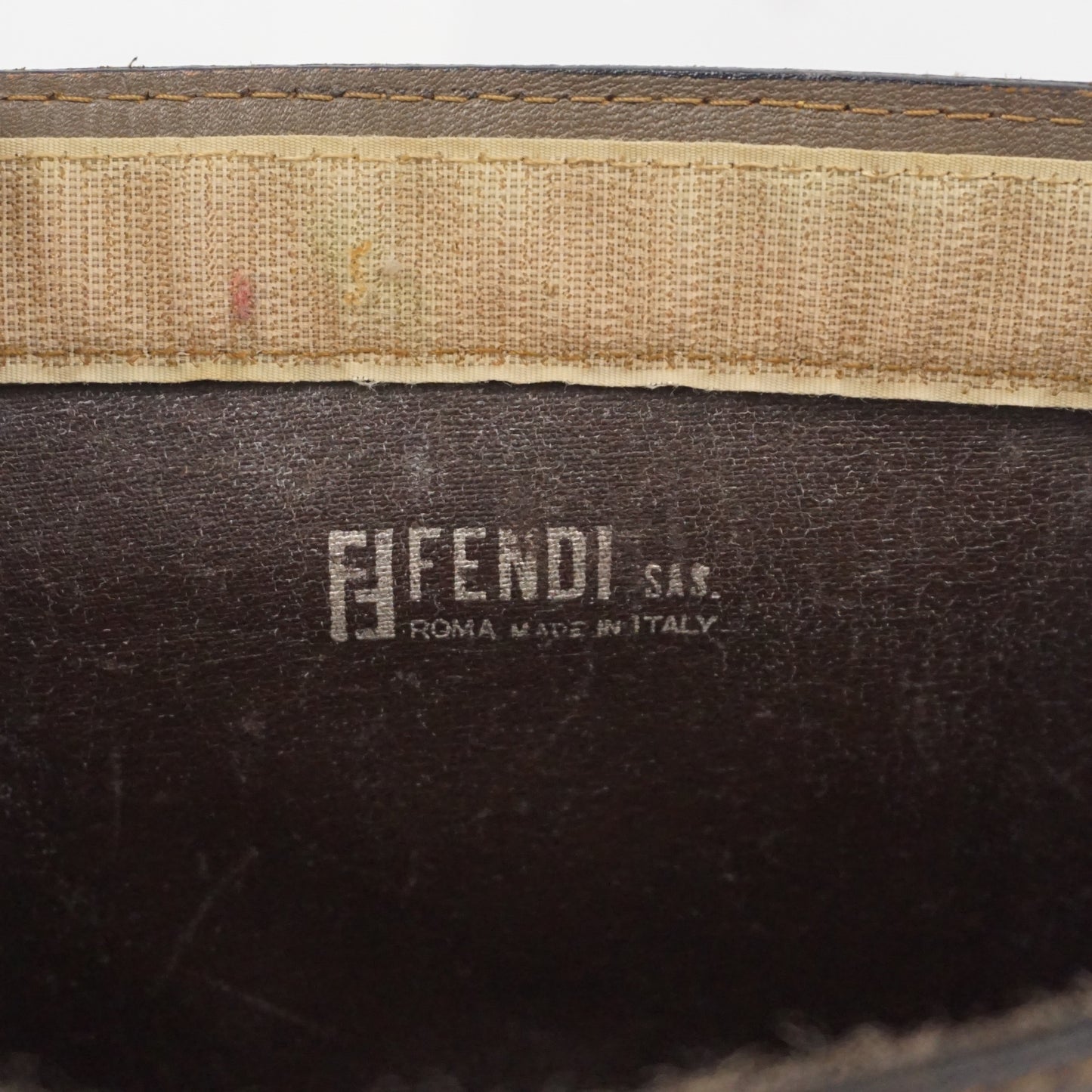 フェンディ ズッキーノ PVC コーティング キャンバス レザー ポーチ ミニ クラッチ セカンドバッグ ブラウン FENDI SAS B26G550
