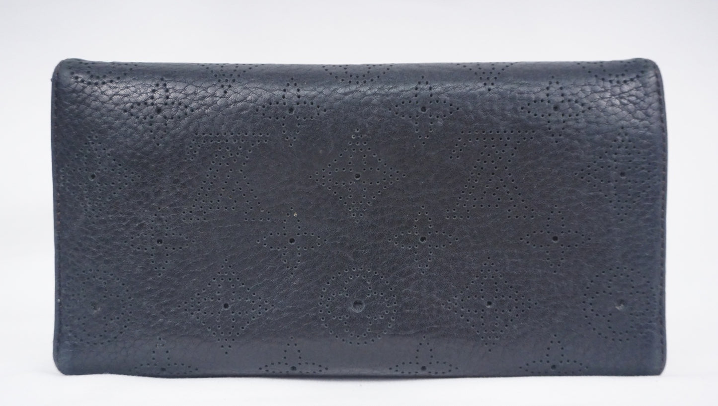 ルイヴィトン ポルトフォイユ アメリア M95549 マヒナ レザー 長財布 ノワール TH2068 LOUIS VUITTON B26G337