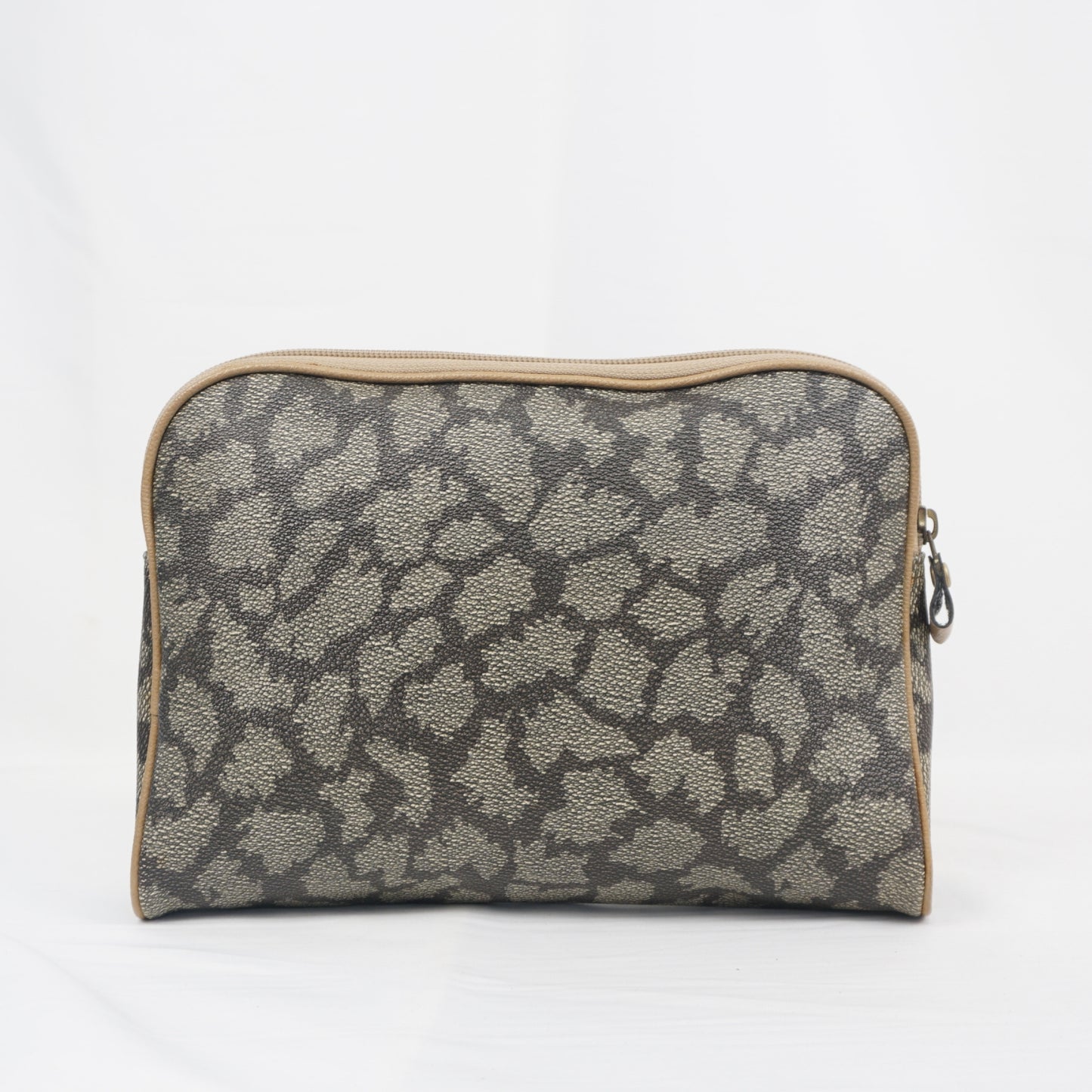 イヴサンローラン レオパード 総柄 PVC クラッチ セカンドバッグ ヴィンテージ 希少モデル グレー系 Yves Saint Laurent YSL B26G758